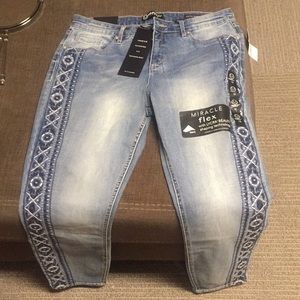 Miracle Body Jeans